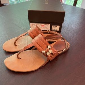Gucci Incas Banana sandals